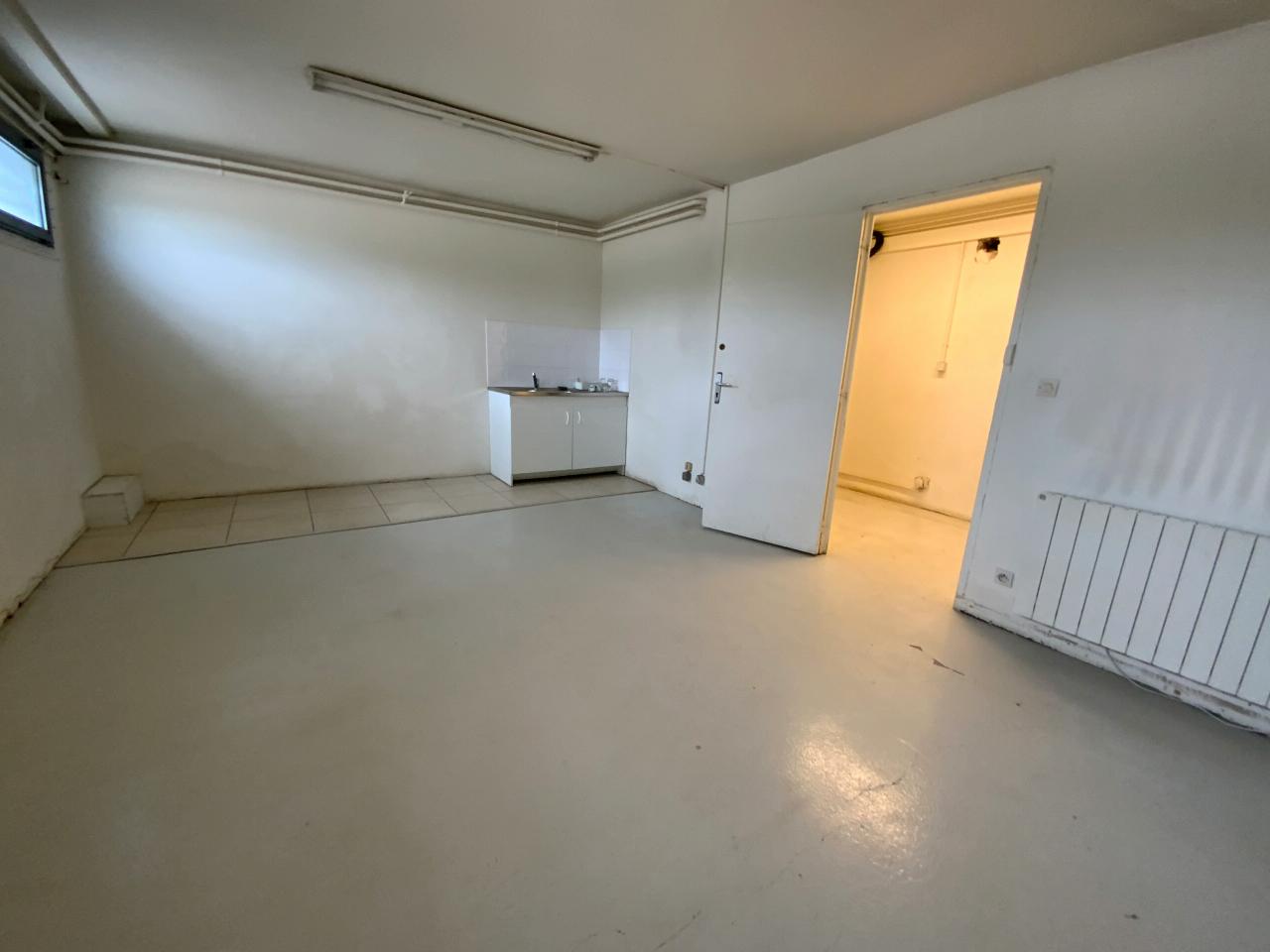 Local d'activité Meyzieu 2500m² Vente local d'activité Meyzieu Rhône OVACT2425179 4
